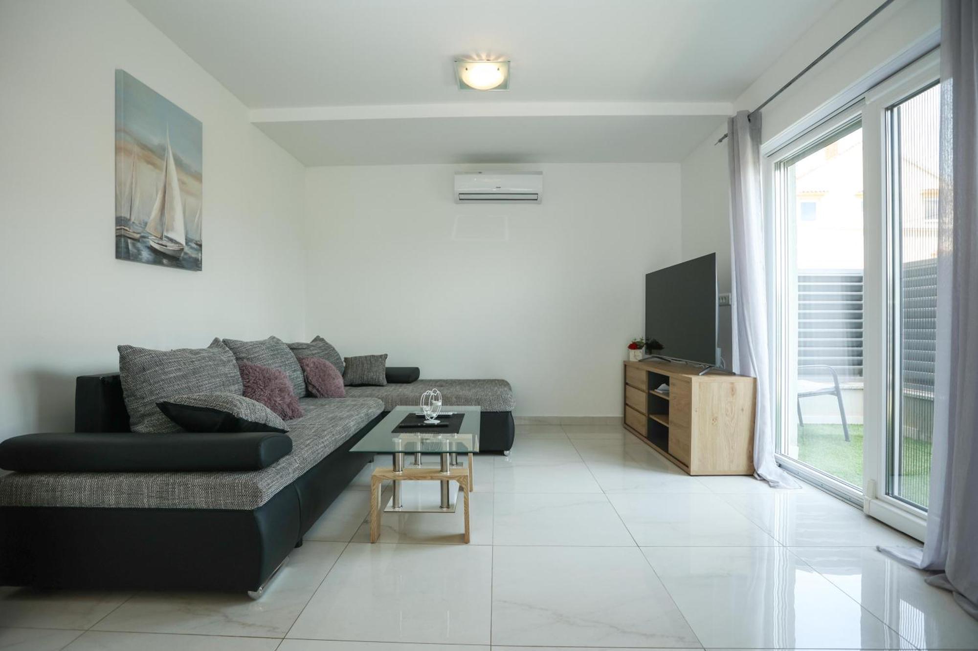 Km Exclusive Apartments Zadar Luaran gambar