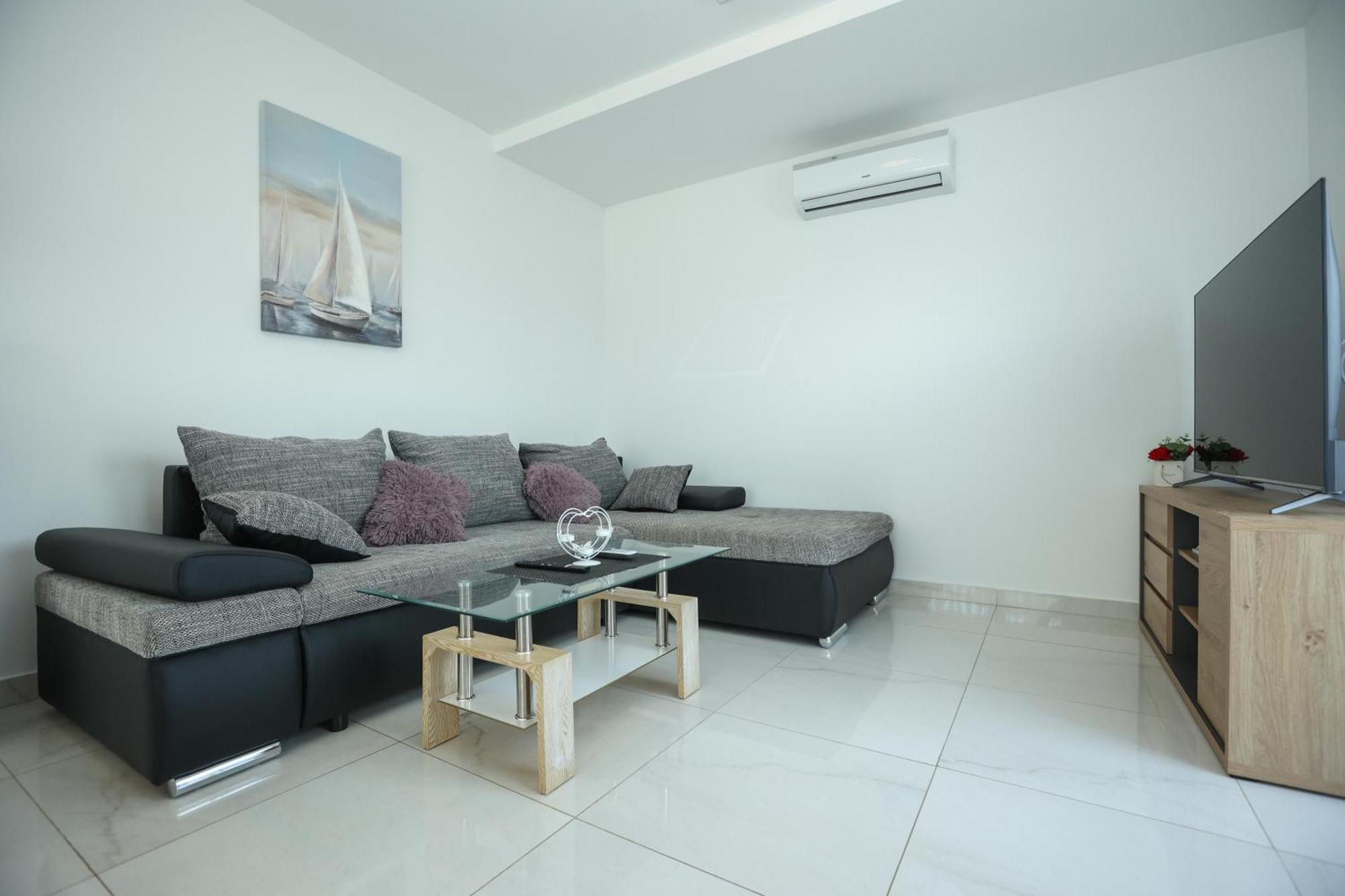 Km Exclusive Apartments Zadar Luaran gambar
